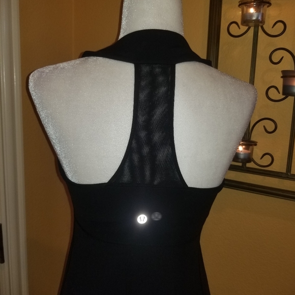 Lululemon Performance Top - Picture 2 of 4